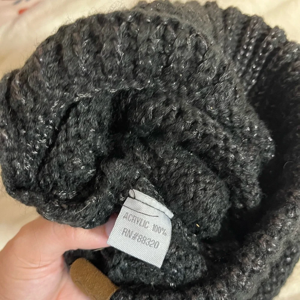 C.C Womens Black Silver Knit Ponytail Beanie Hiking Outdoor Fall Winter OS City